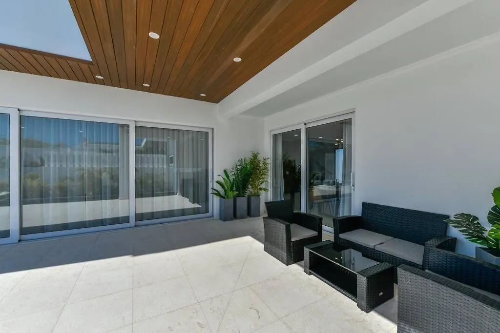 New 5Br 3Ba Villa Biba Dushi 3-Min Eagle Beach Palm Beach