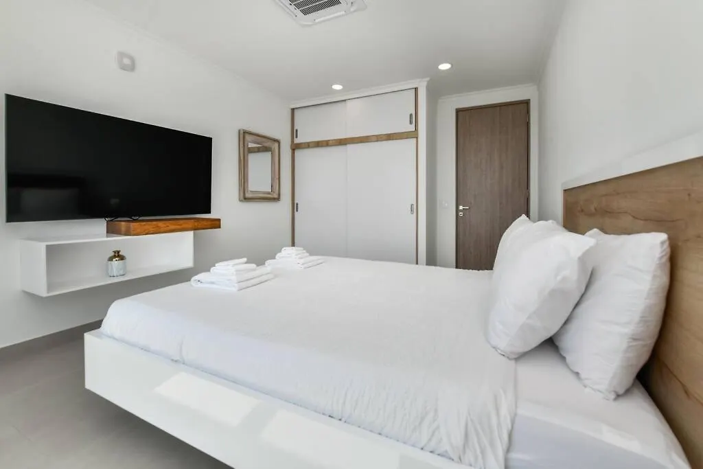 New 5Br 3Ba Villa Biba Dushi 3-Min Eagle Beach Palm Beach 0*,  Aruba