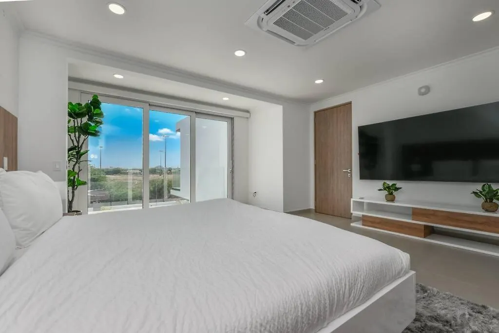 New 5Br 3Ba Villa Biba Dushi 3-Min Eagle Beach Palm Beach